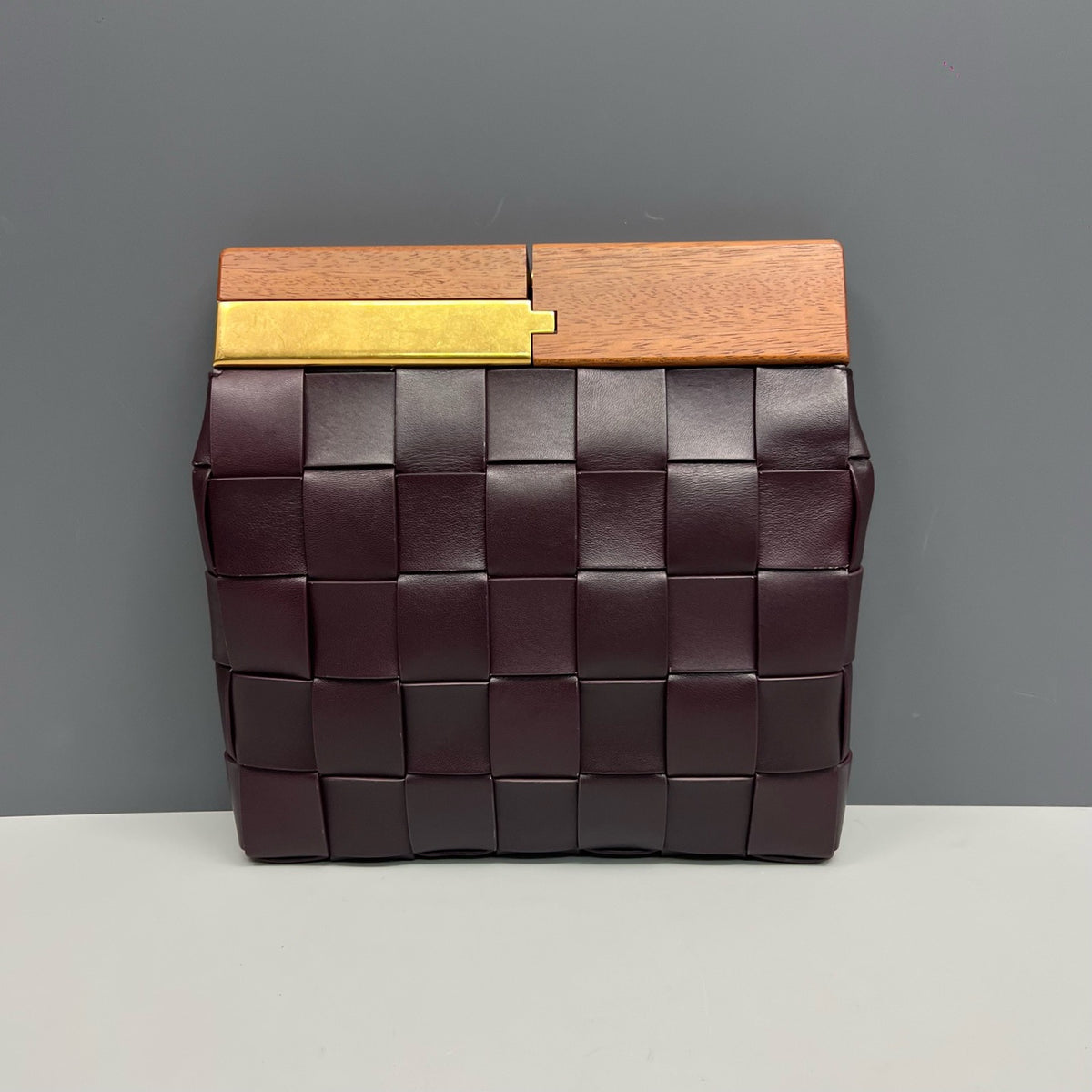 Bottega Veneta - Snap - Leather - Burgundy