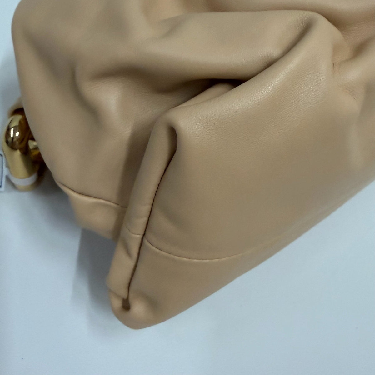 Bottega Veneta - The Chain Pouch - Leather - Beige