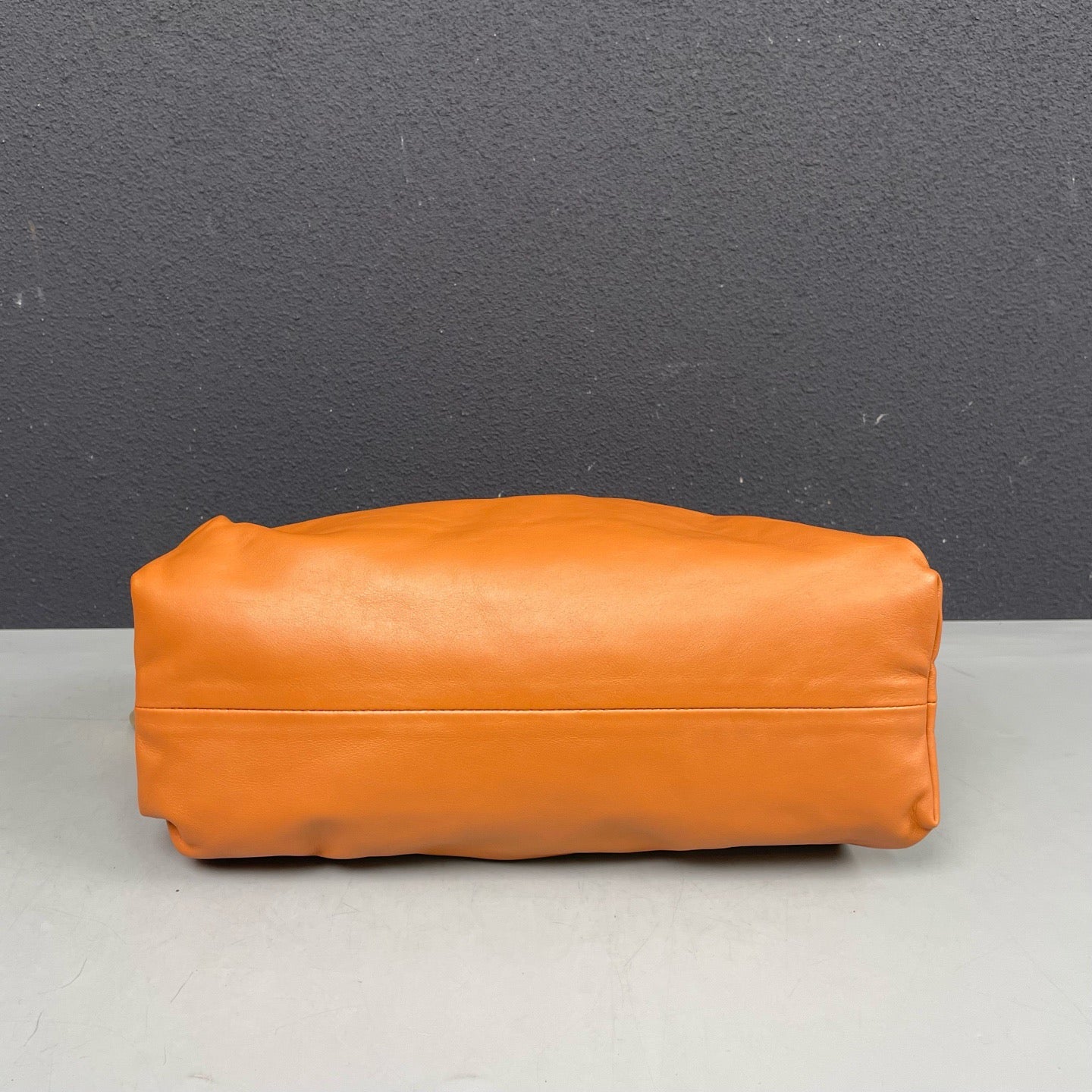 Bottega Veneta - The Chain Pouch - Leather - Orange - (Medium)