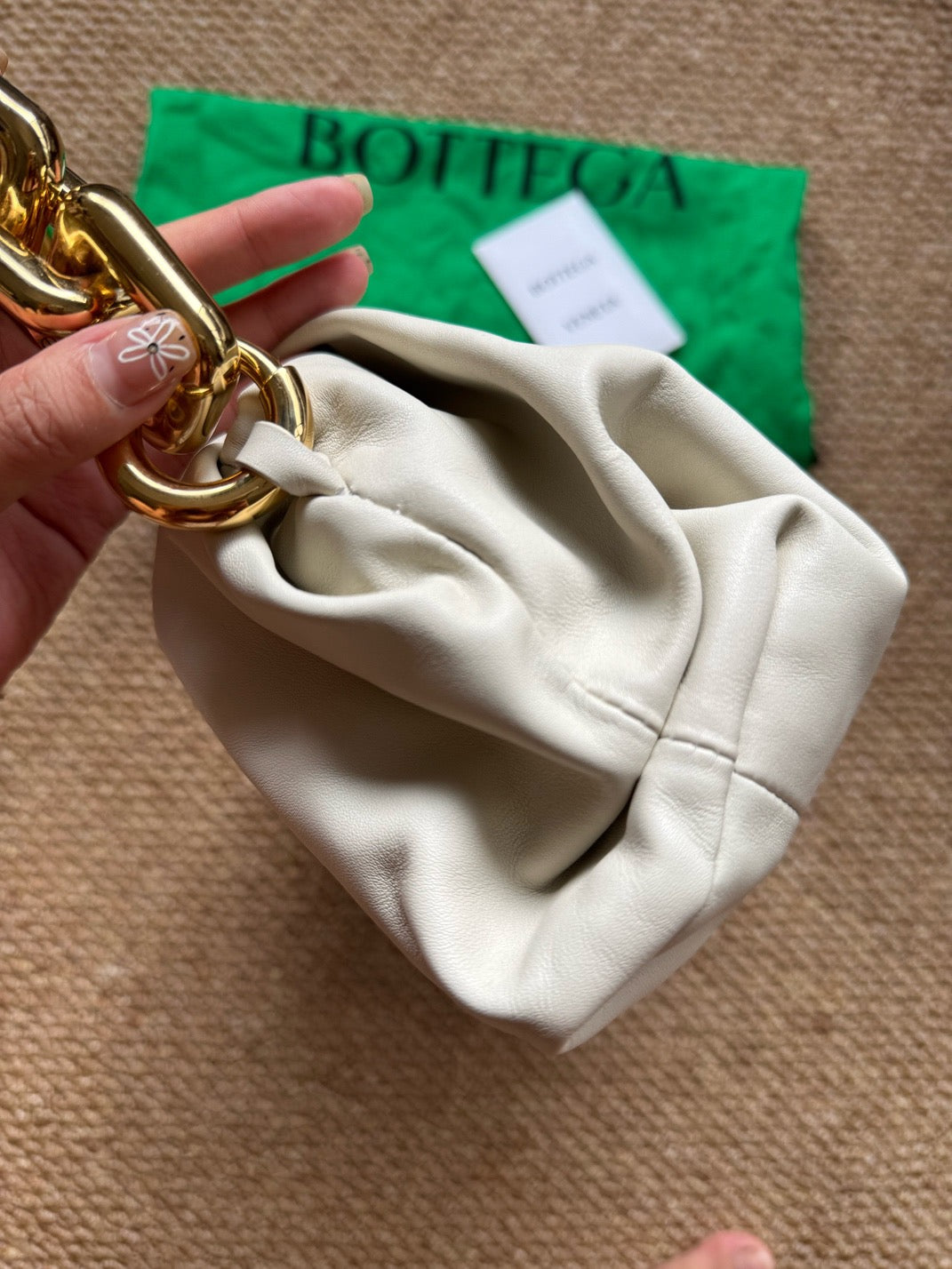 Bottega Veneta - The Chain Pouch - Leather - White - (mini)