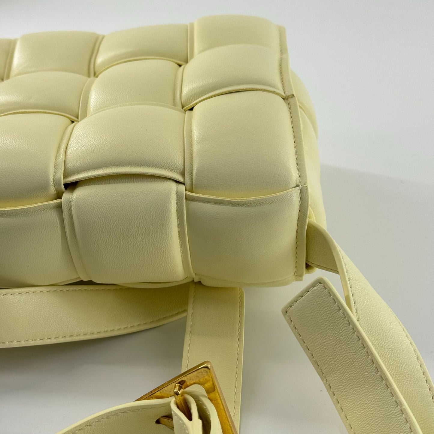 Bottega Veneta - The Padded Cassette - Lambskin leather - Yellow - (medium)
