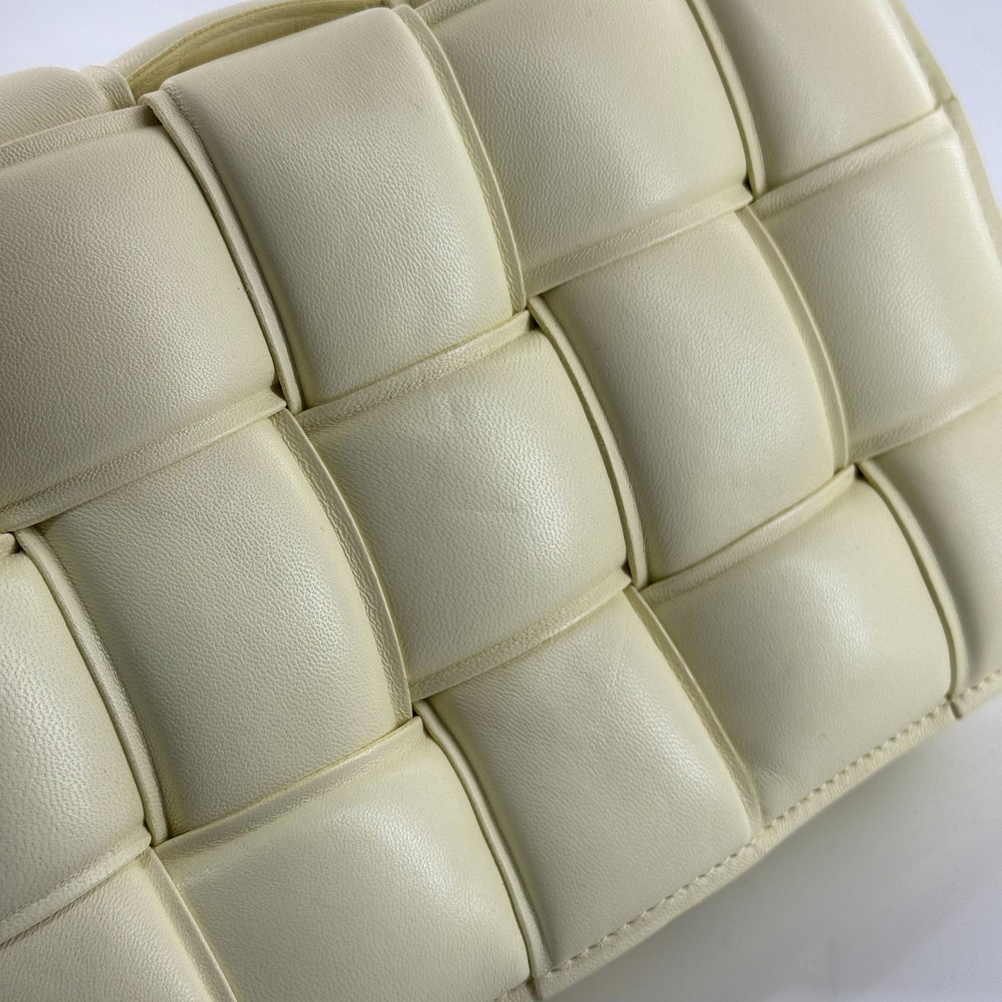 Bottega Veneta - The Padded Cassette - Lambskin leather - Yellow - (medium)