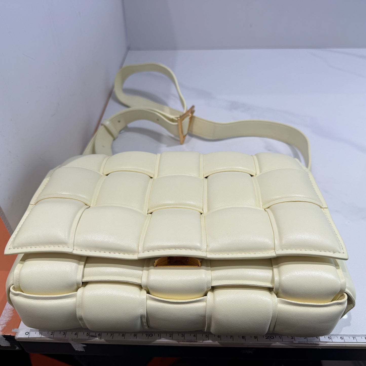 Bottega Veneta - The Padded Cassette - Lambskin leather - Yellow - (medium)