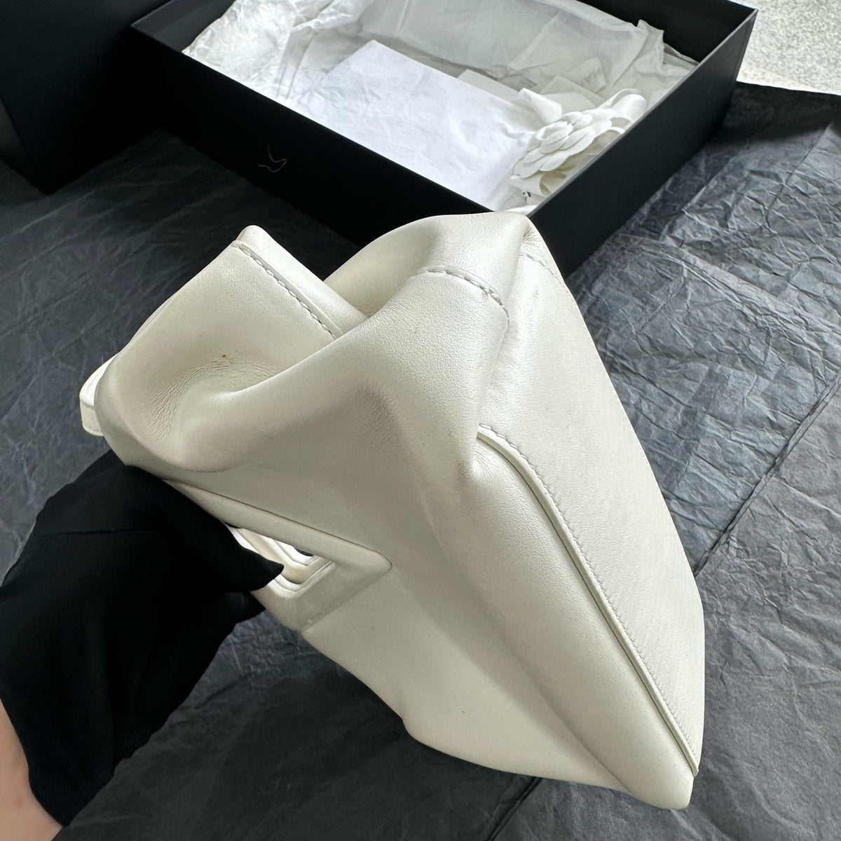 Bottega Veneta - The Point - Leather - White