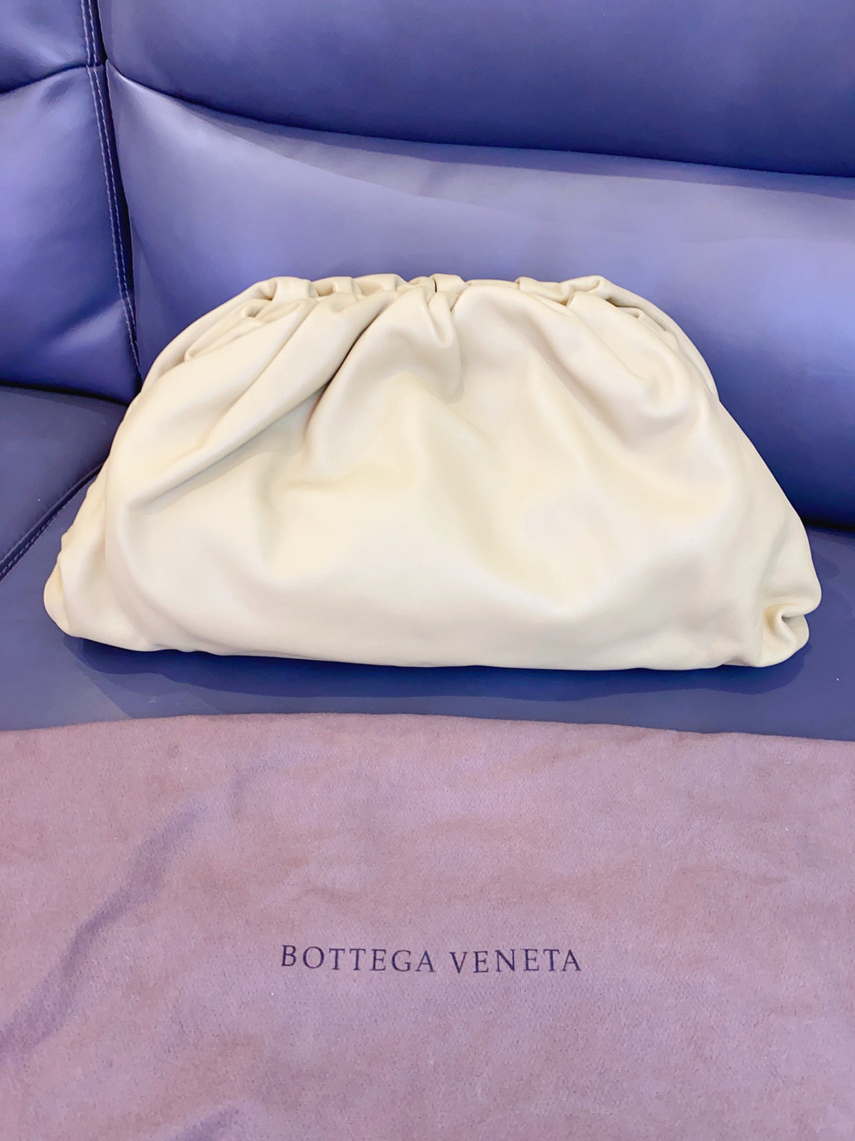 Bottega Veneta - The Pouch - Leather - Beige - (large)