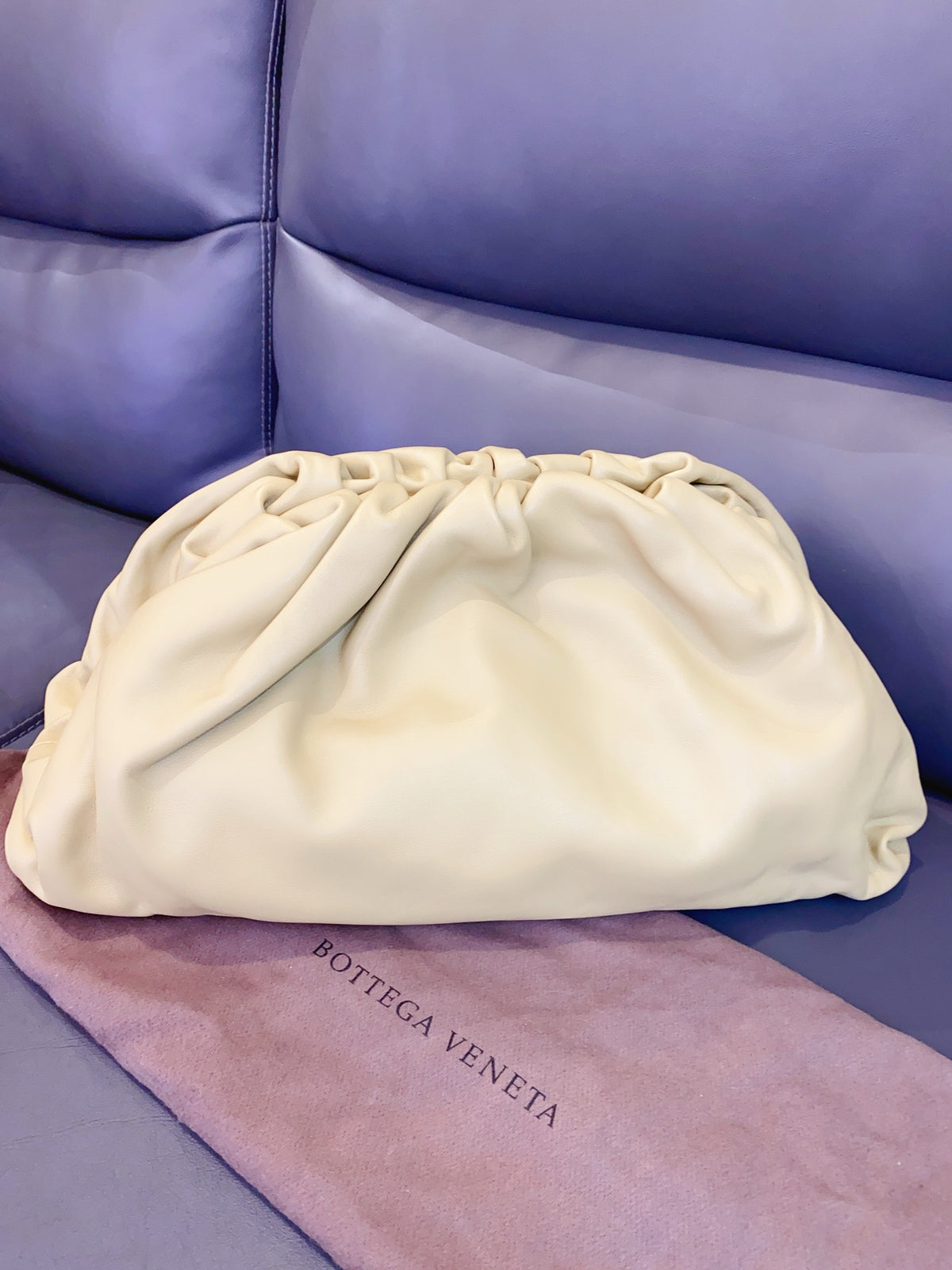 Bottega Veneta - The Pouch - Leather - Beige - (large)