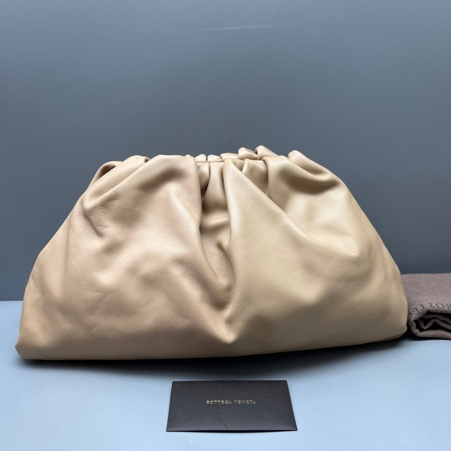 Bottega Veneta - The Pouch - Leather - Beige - (Large)