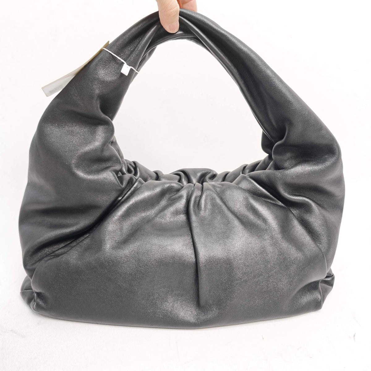 Bottega Veneta - The Pouch - Leather - Black