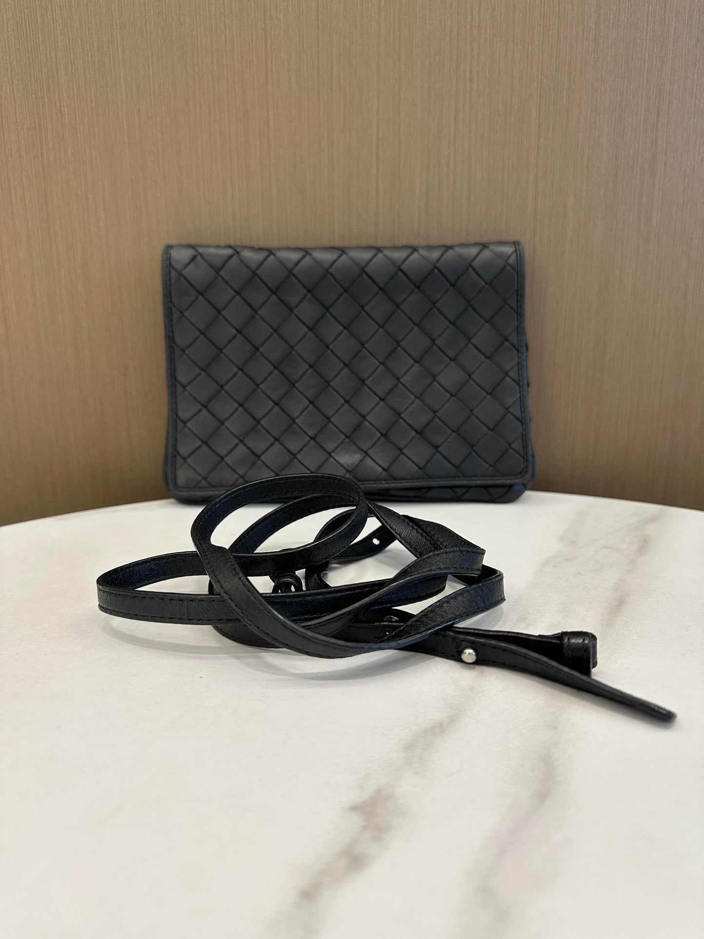 Bottega Veneta - The Pouch - Leather - Black - (mini)