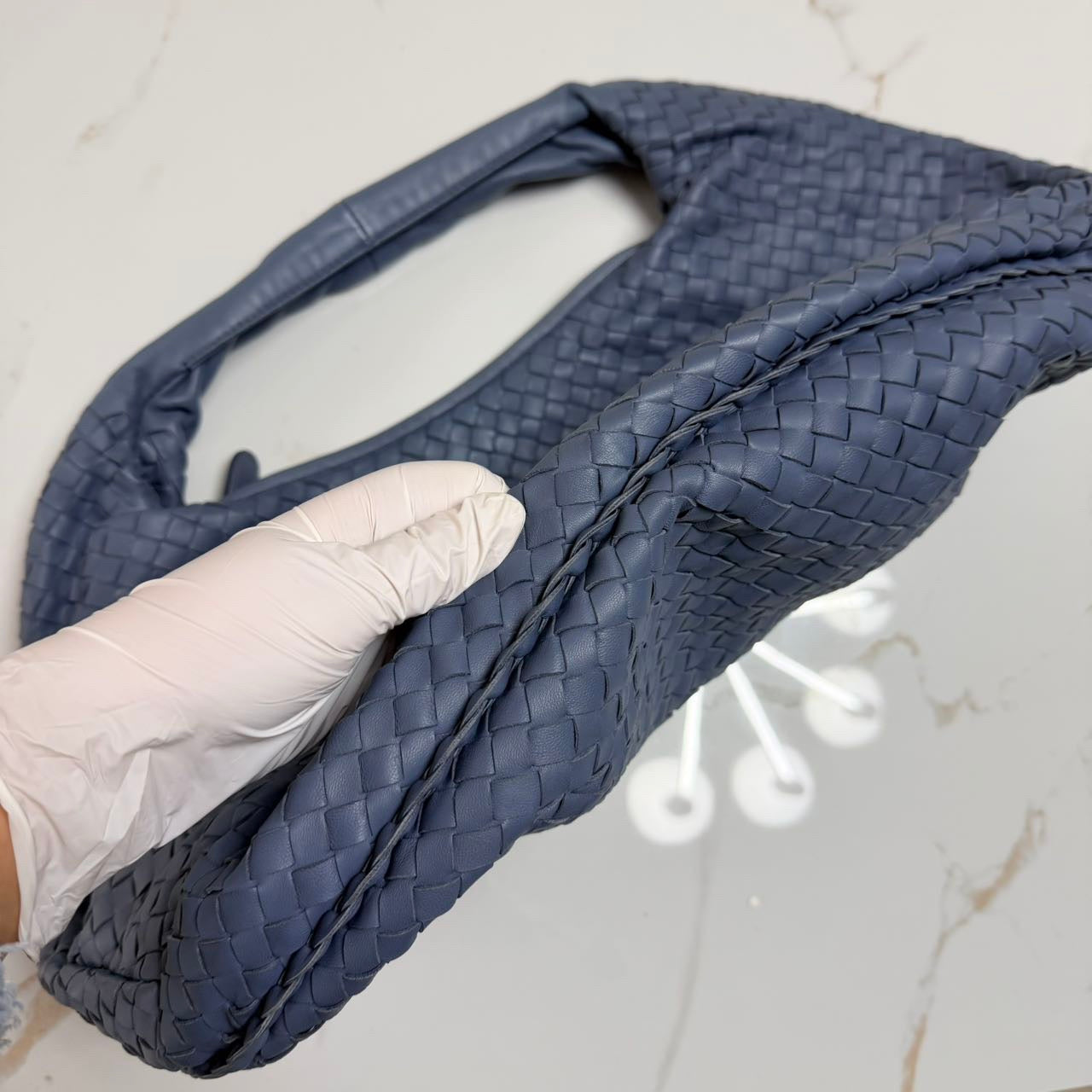 Bottega Veneta - The Pouch - Leather - Blue - (large)