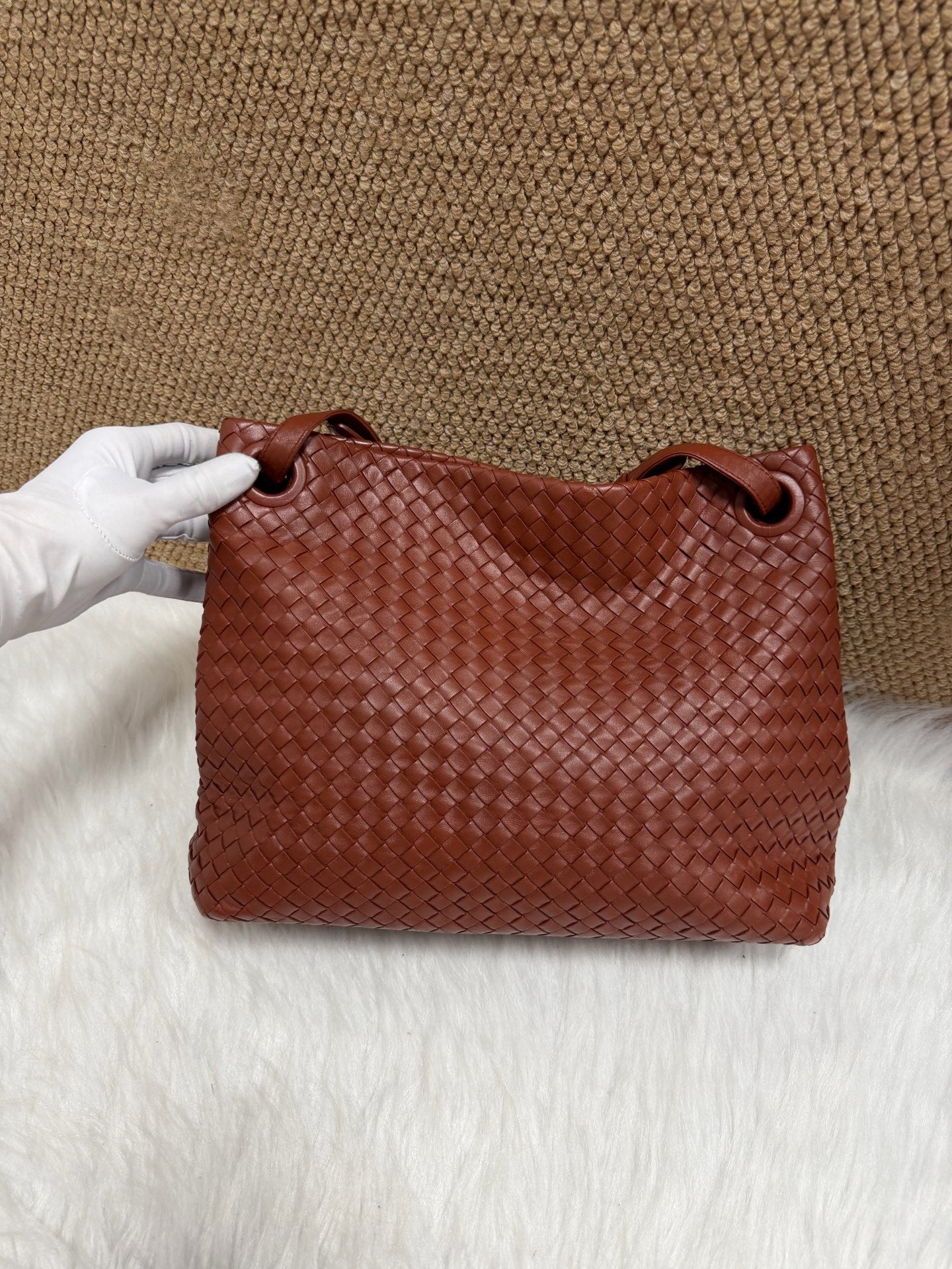 Bottega Veneta - The Pouch - Leather - Brown - (medium)