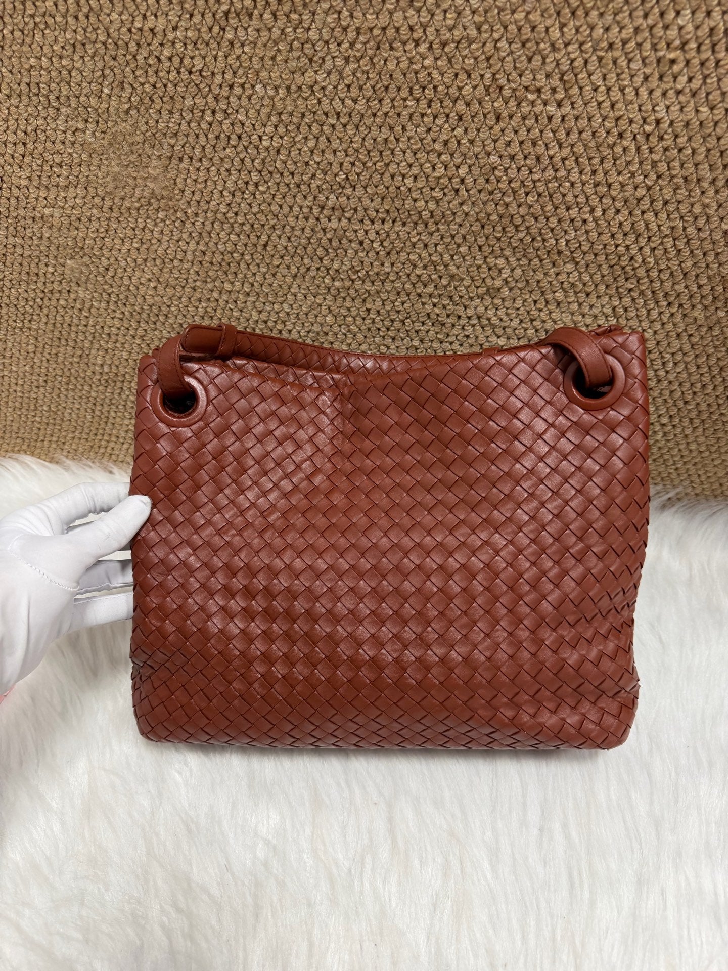 Bottega Veneta - The Pouch - Leather - Brown - (medium)