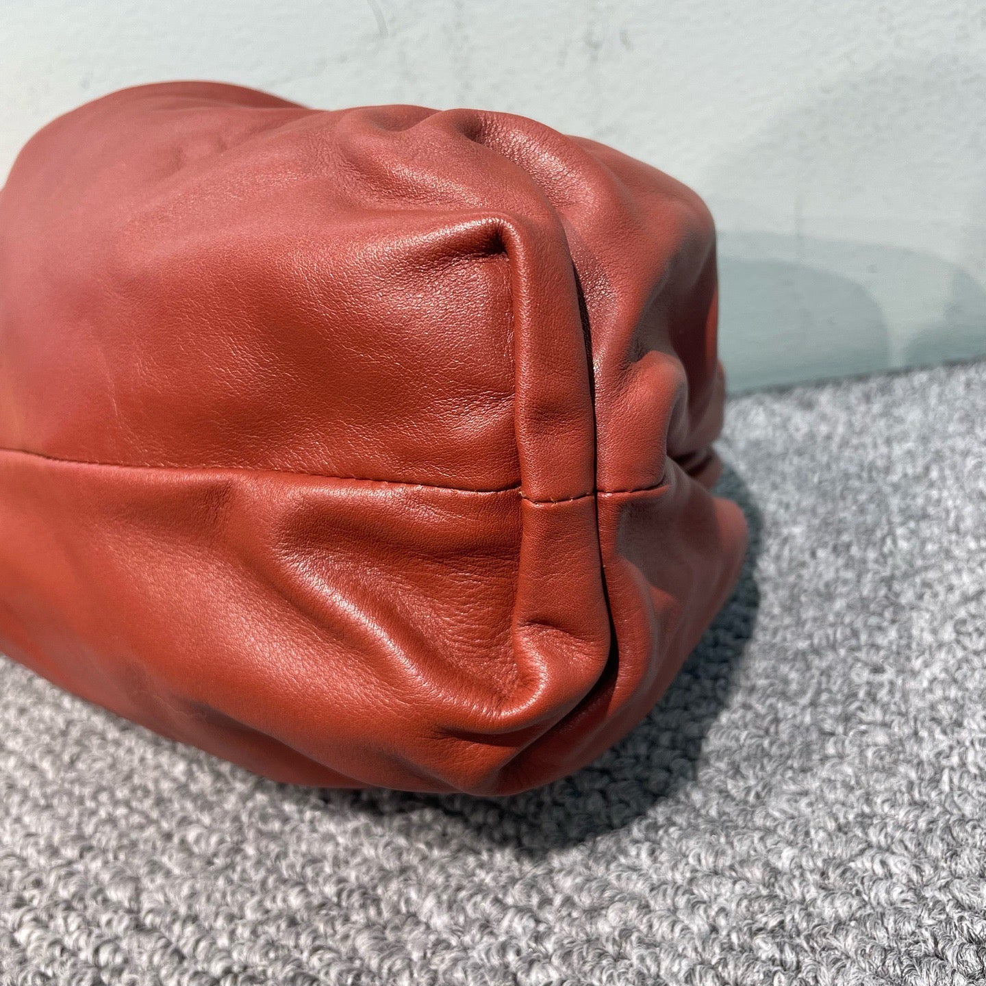 Bottega Veneta - The Pouch - Leather - Brown - (medium)