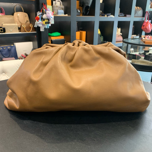Bottega Veneta - The Pouch - Leather - Camel - (Large)
