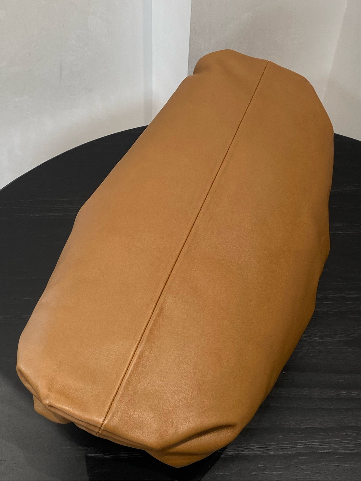 Bottega Veneta - The Pouch - Leather - Camel - (large)