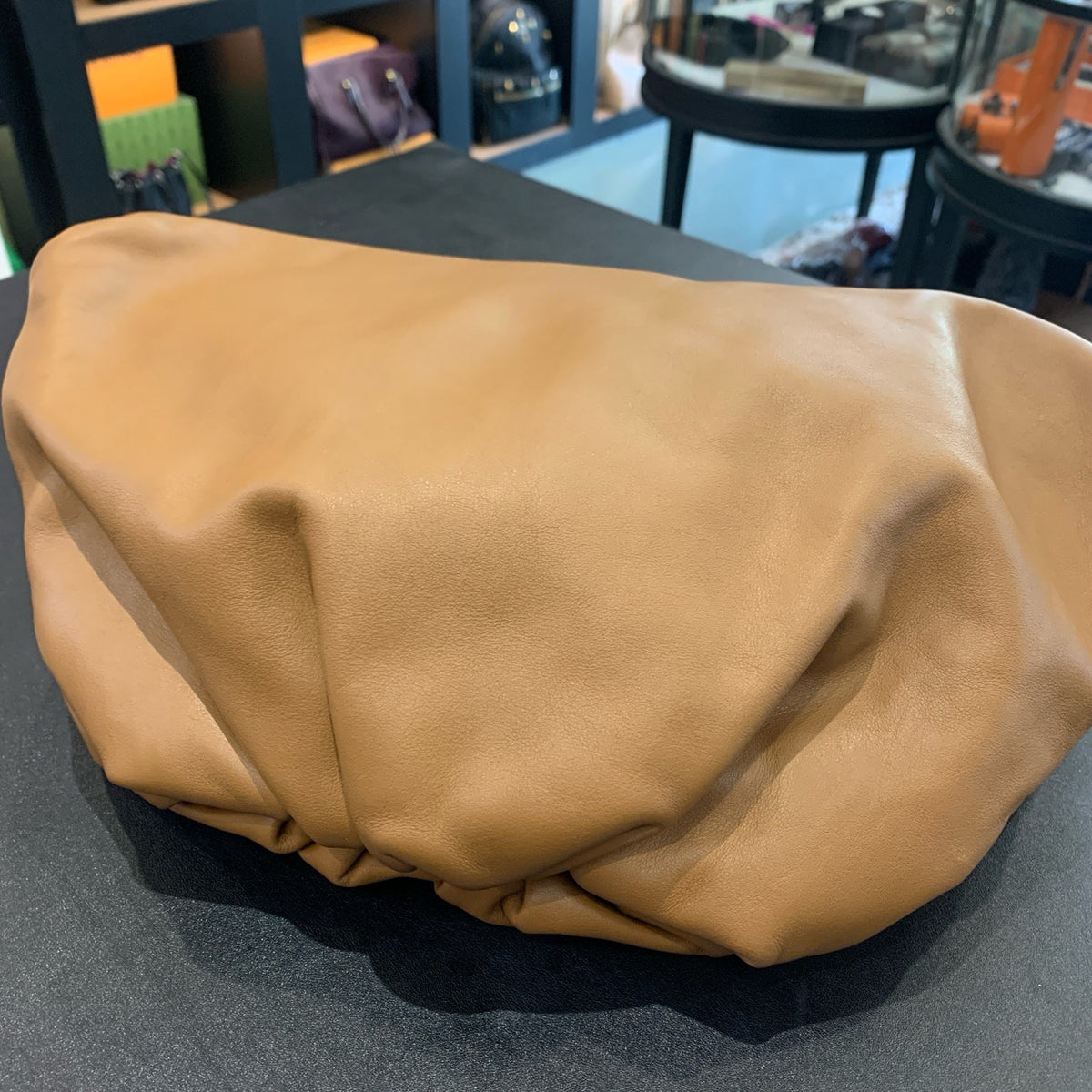 Bottega Veneta - The Pouch - Leather - Camel - (Large)