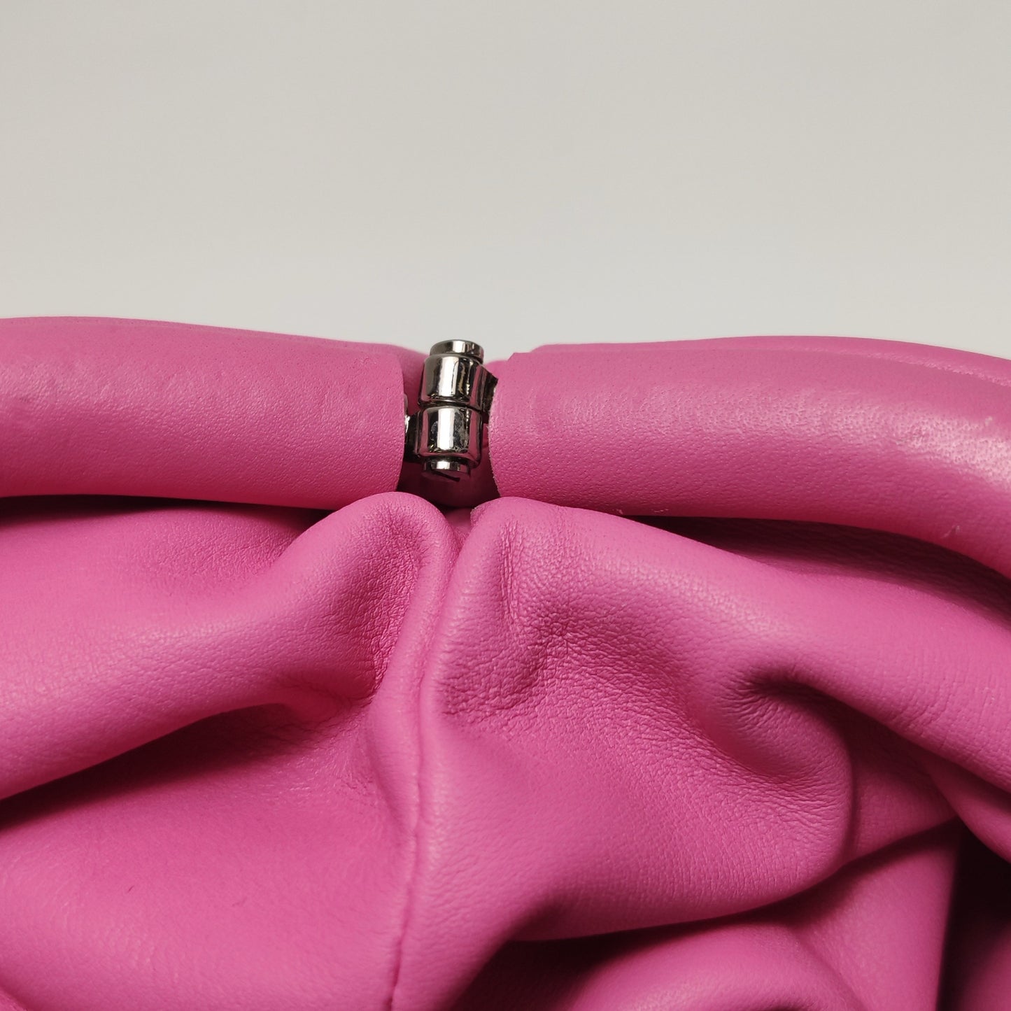 Bottega Veneta - The Pouch - Leather - Pink - (mini)