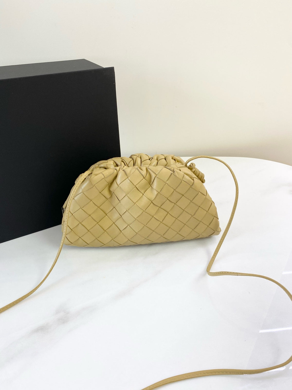 Bottega Veneta - The Pouch Mini - Leather - Beige - (mini)