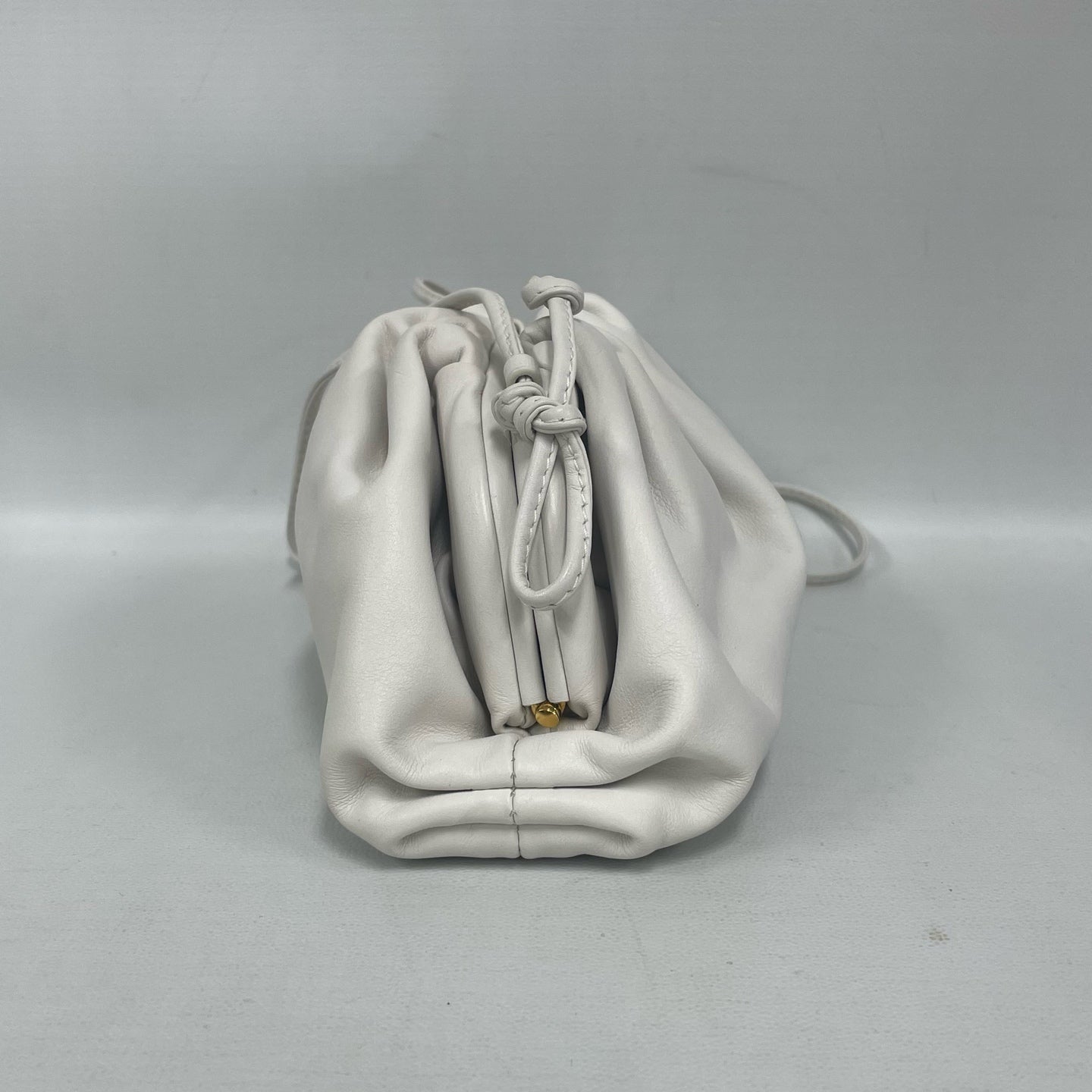 Bottega Veneta - The Pouch - Supple leather - White - (mini)