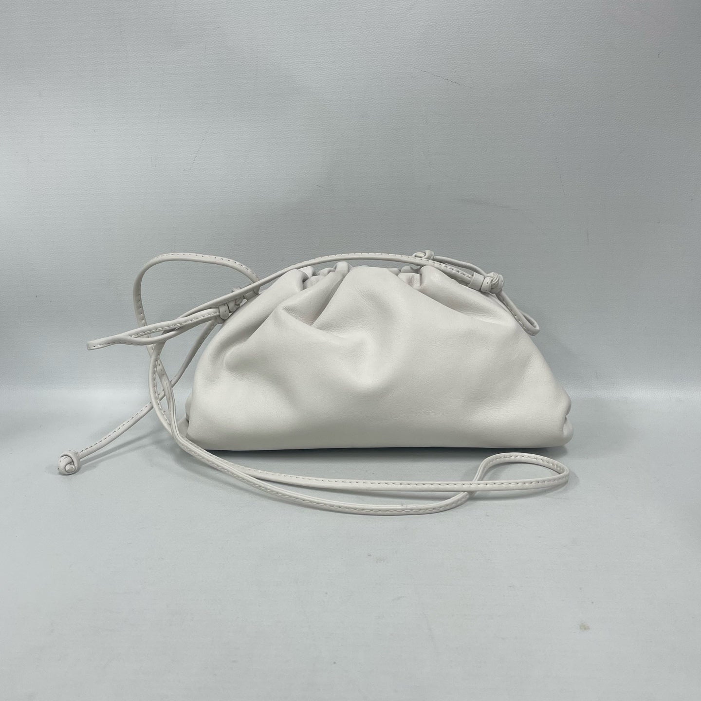 Bottega Veneta - The Pouch - Supple leather - White - (mini)