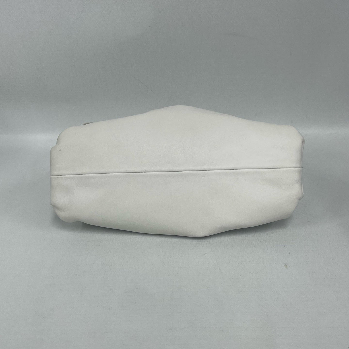 Bottega Veneta - The Pouch - Supple leather - White - (mini)