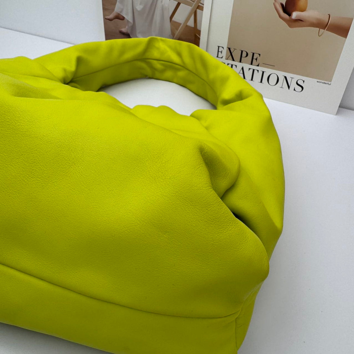 Bottega Veneta - The Shoulder Pouch - Leather - Green