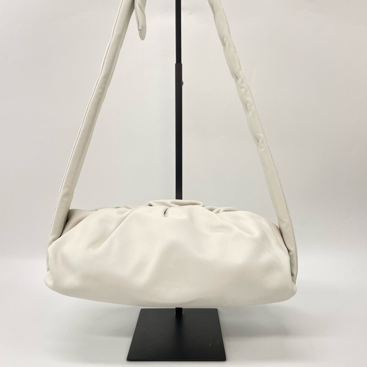 Bottega Veneta - The Shoulder Pouch - Leather - White - (medium)
