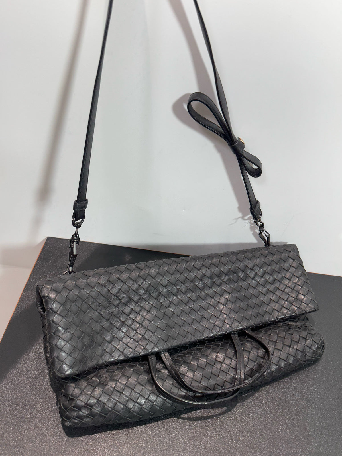 Bottega Veneta - Transformer Convertible Tote - Leather - Black - (Medium)