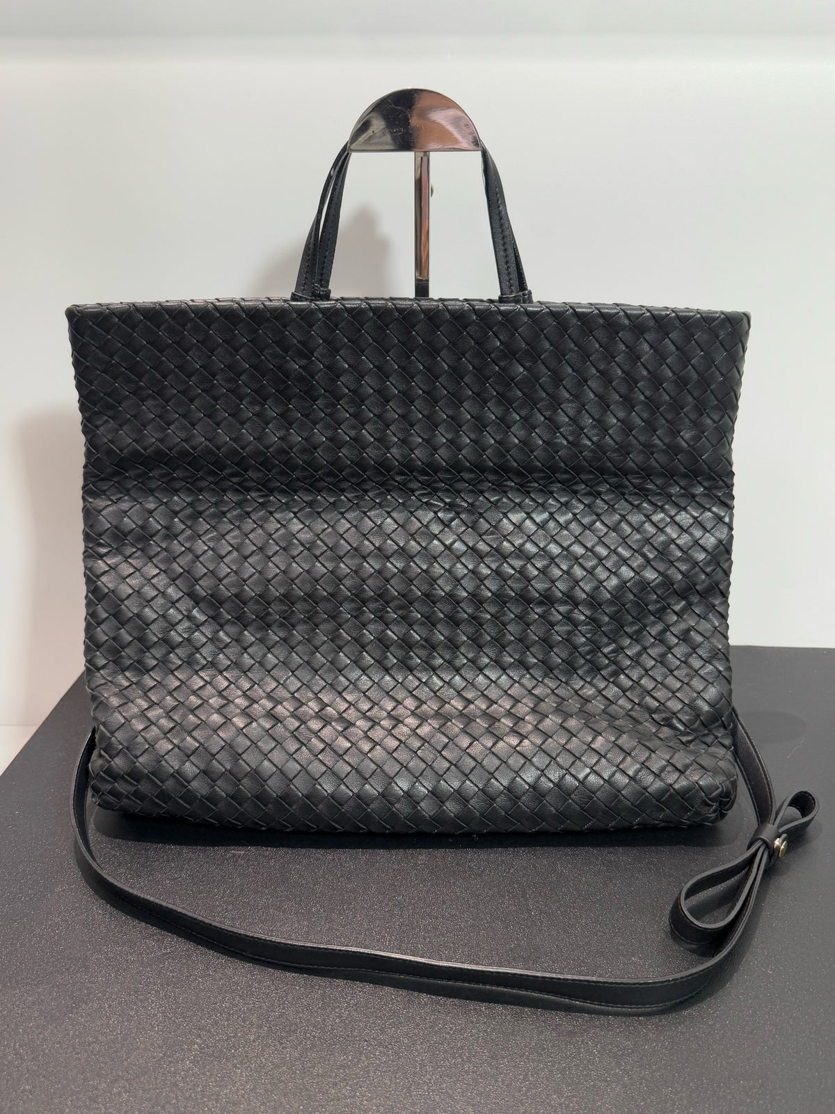 Bottega Veneta - Transformer Convertible Tote - Leather - Black - (Medium)