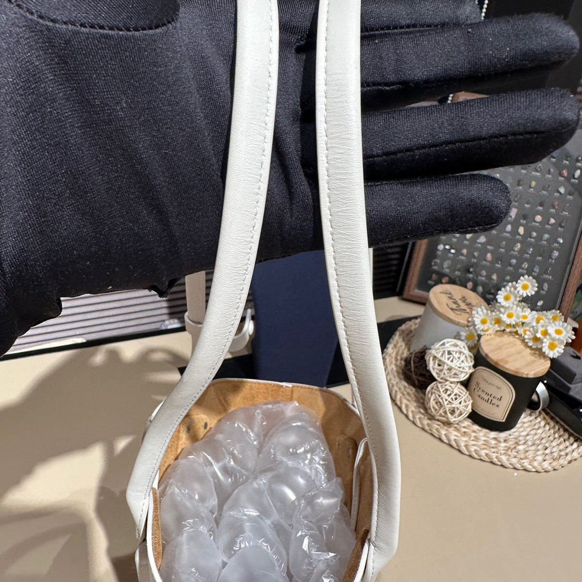 Bottega Veneta - Veneta Basket Tote - Leather - White - (mini)