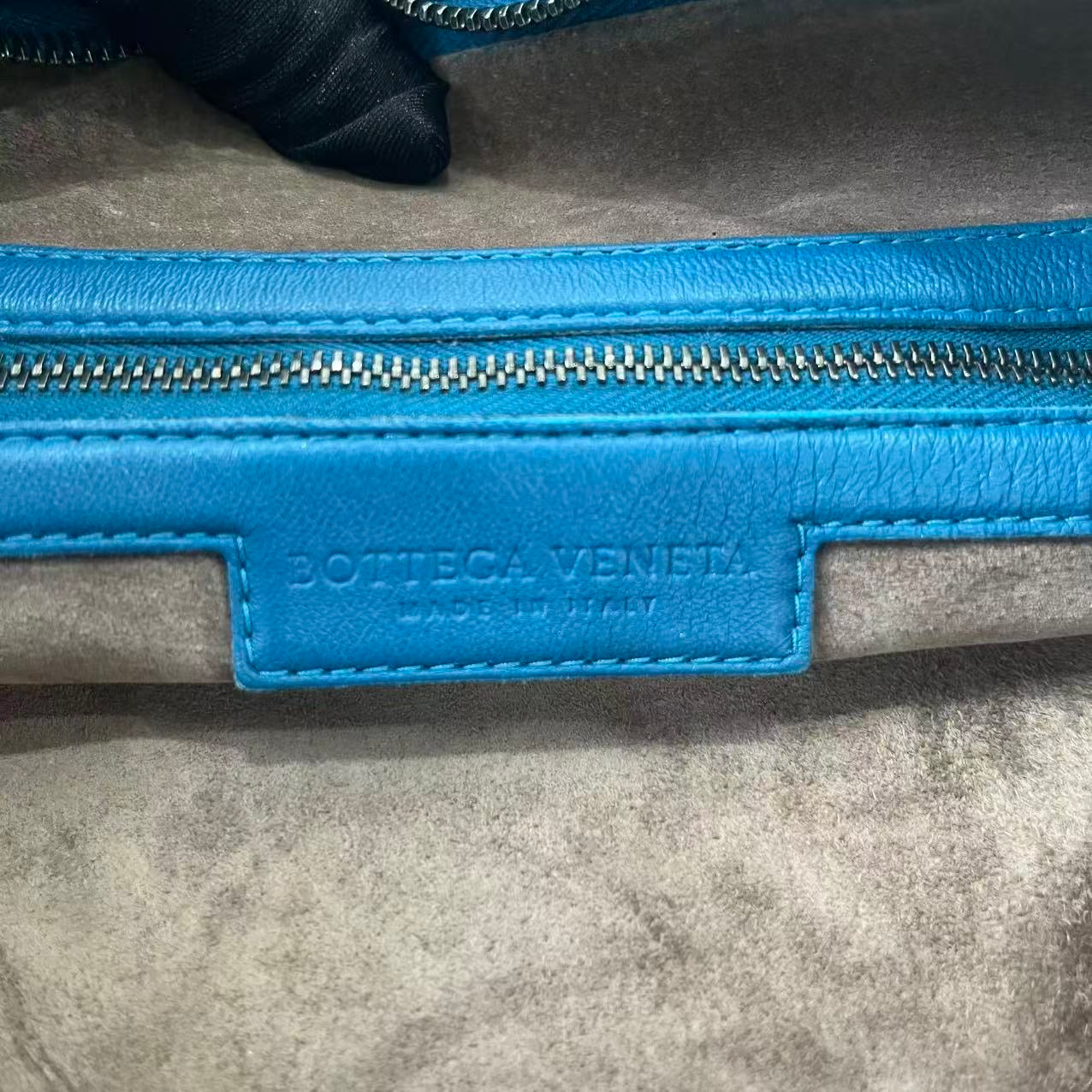 Bottega Veneta - Veneta Hobo - Leather - Blue - (medium)