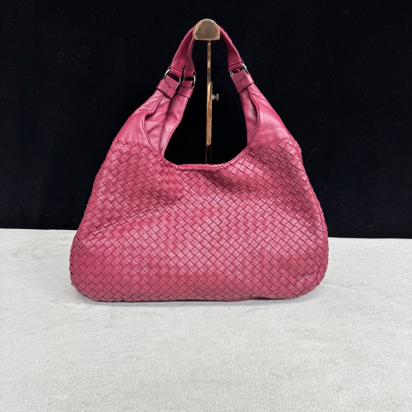 Bottega Veneta - Veneta Hobo - Leather - Burgundy - (large)