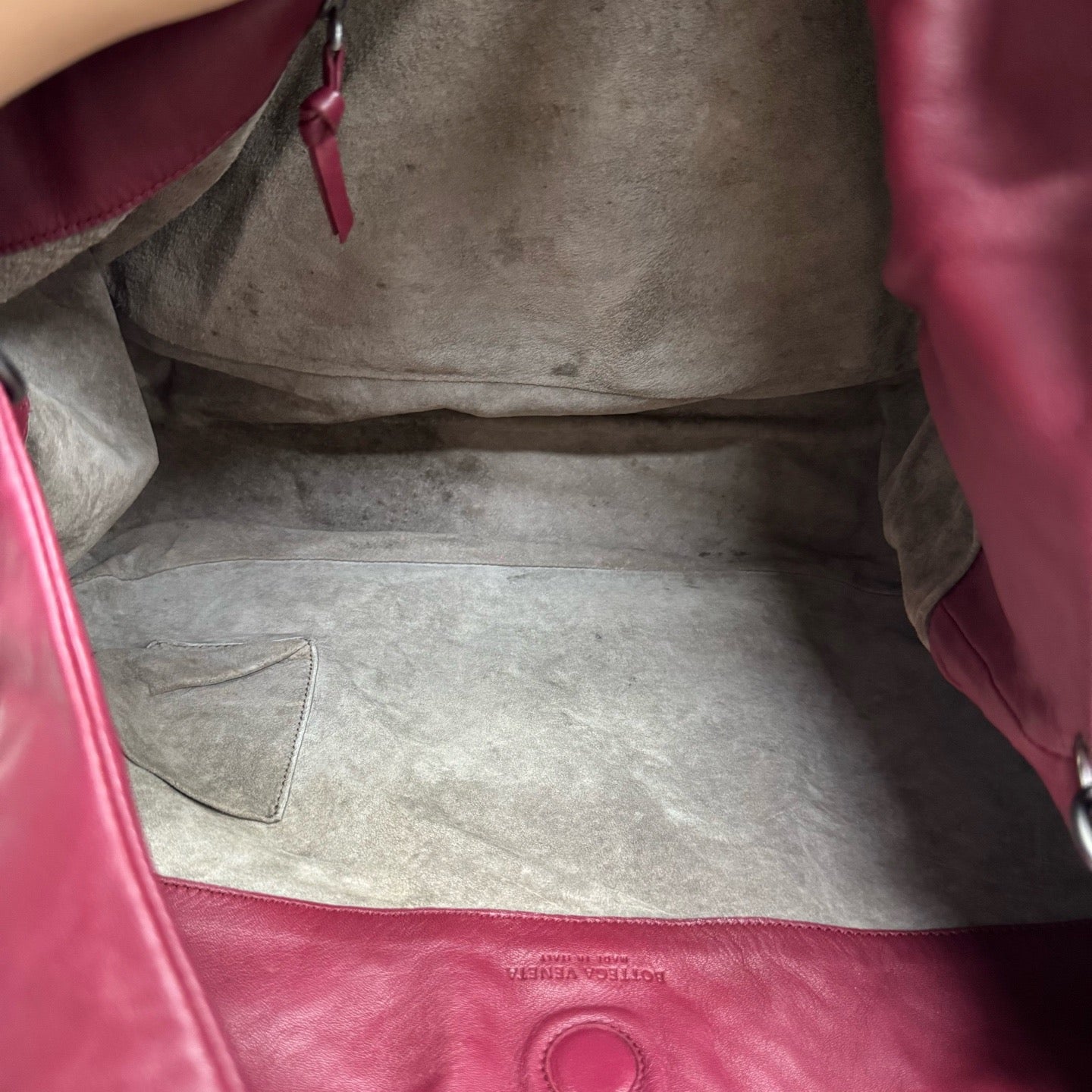 Bottega Veneta - Veneta Hobo - Leather - Burgundy - (large)