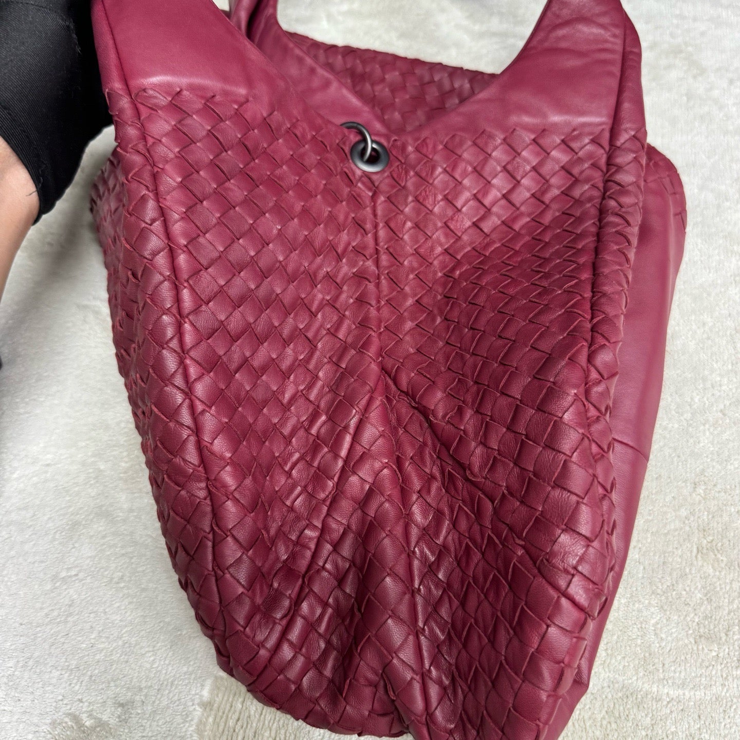 Bottega Veneta - Veneta Hobo - Leather - Burgundy - (large)