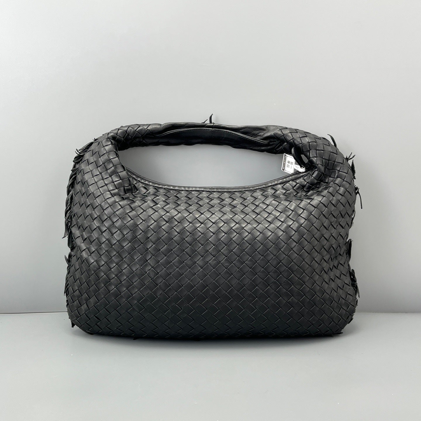 Bottega Veneta - Veneta - Leather - Black - (medium)
