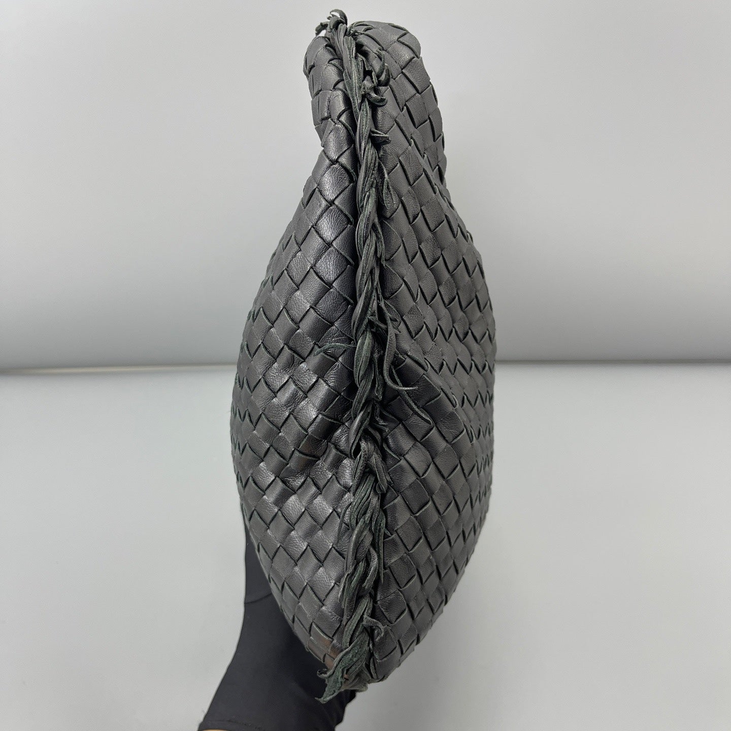 Bottega Veneta - Veneta - Leather - Black - (medium)