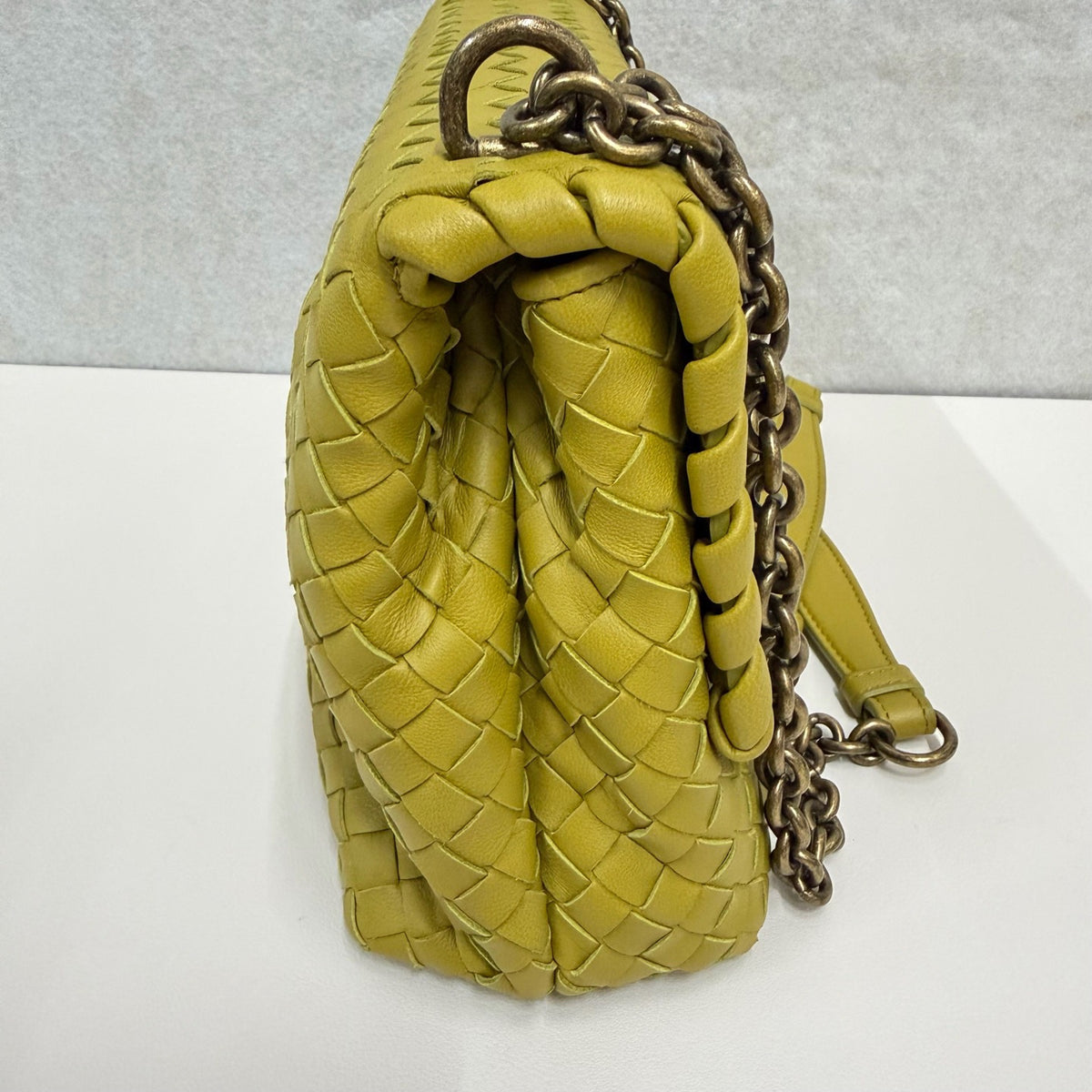 Bottega Veneta - Woven Chain Shoulder Bag - Leather - Green - (small)