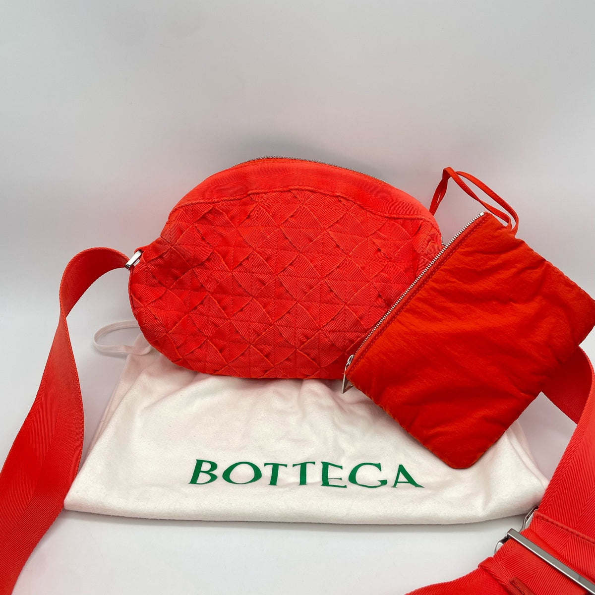 Bottega Veneta - Woven Crossbody Bag - Synthetic - Red