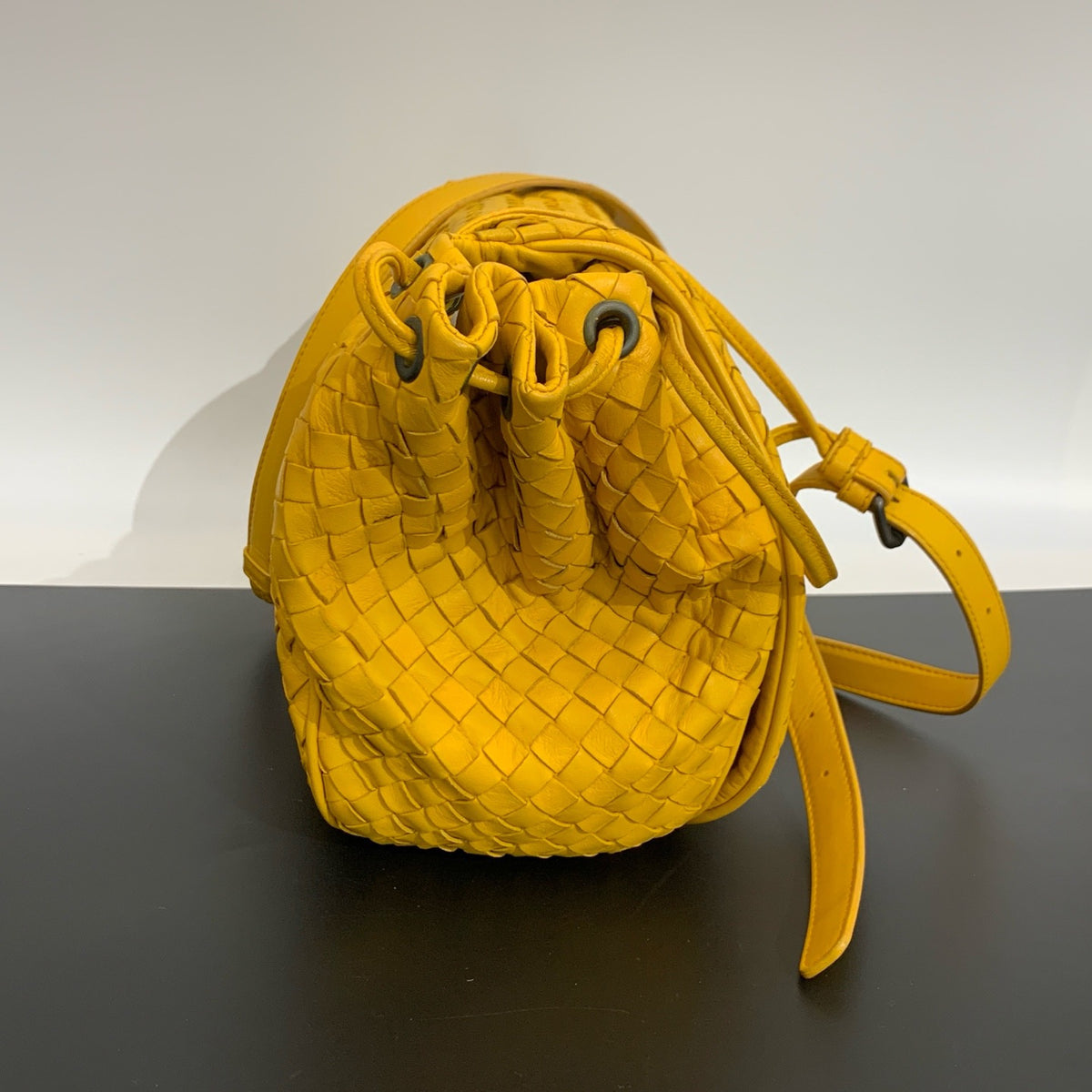 Bottega Veneta - Woven Drawstring Crossbody Bag - Leather - Yellow - (Small)