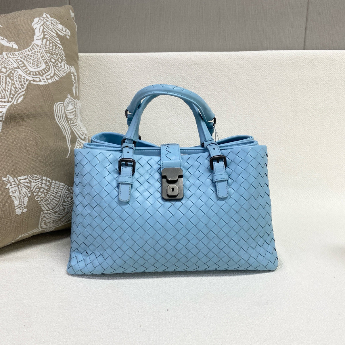 Bottega Veneta - Woven Tote Bag - Leather - Blue - (Medium)