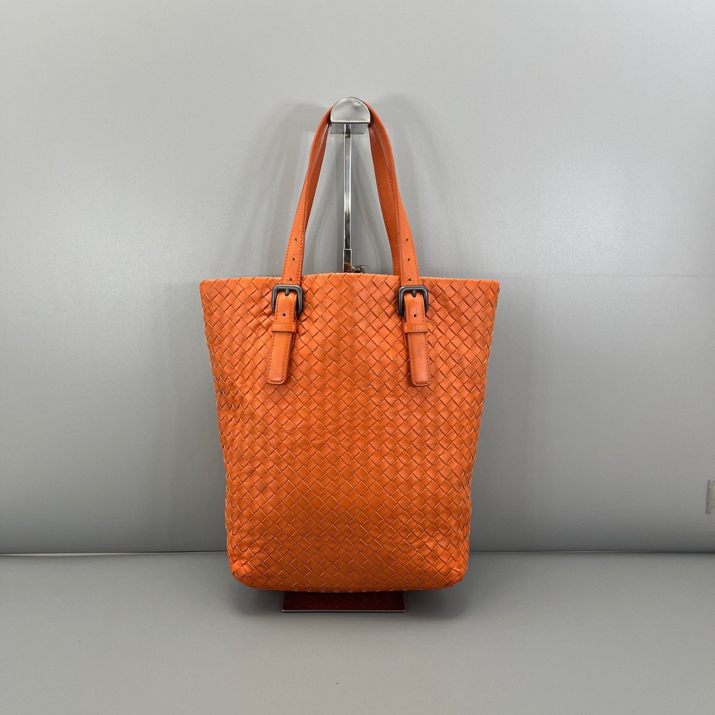 Bottega Veneta - Woven Tote Bag - Leather - Orange - (medium)