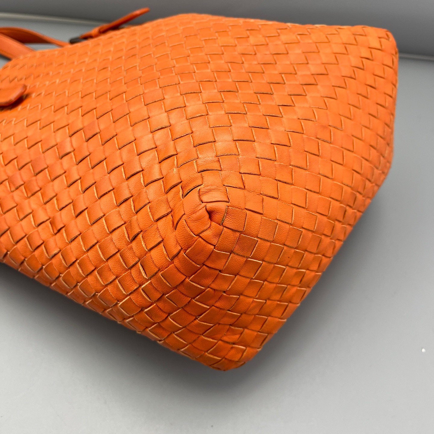 Bottega Veneta - Woven Tote Bag - Leather - Orange - (medium)