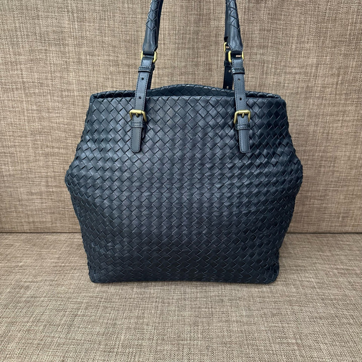Bottega Veneta - Woven Tote - Leather - Black - (medium)