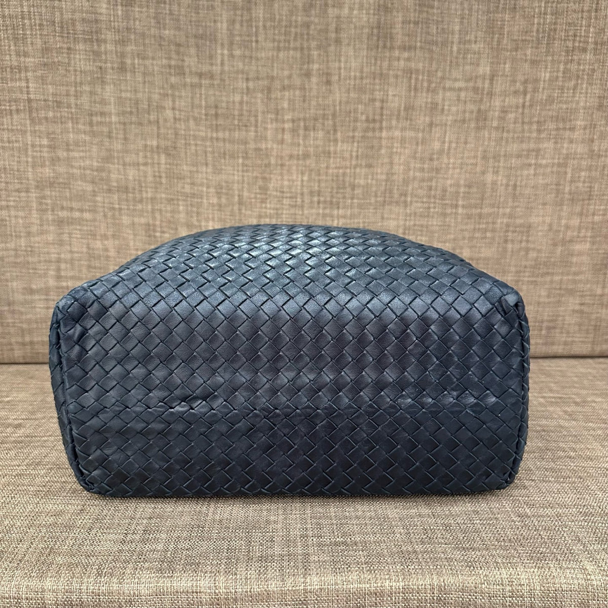 Bottega Veneta - Woven Tote - Leather - Black - (medium)