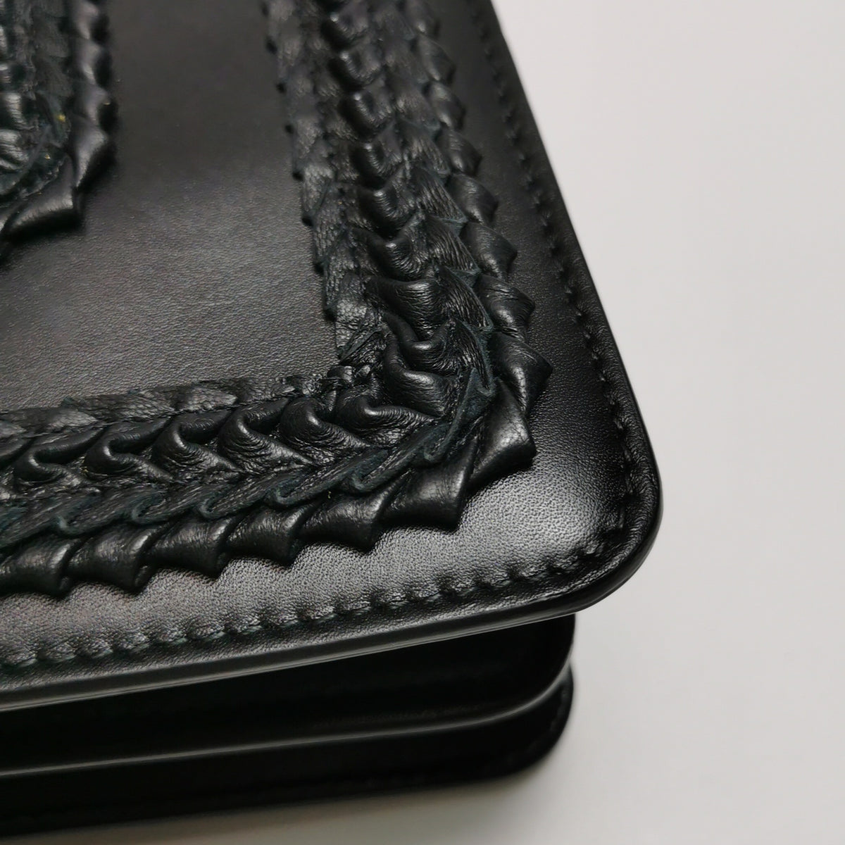 Bulgari - Serpenti Forever - Leather - Black