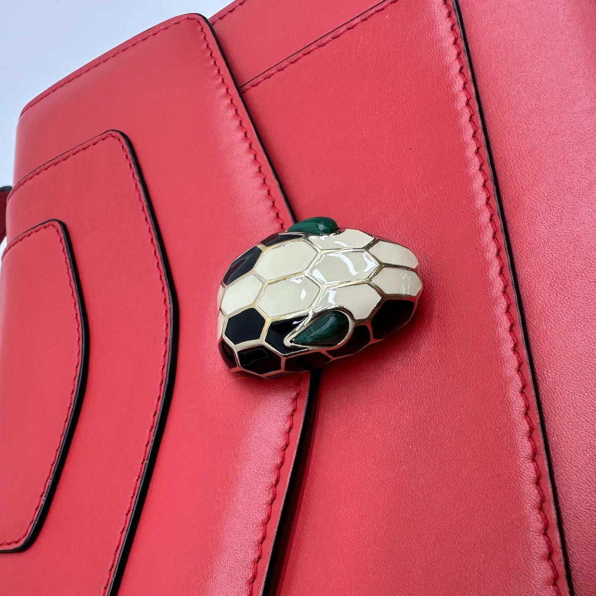 Bulgari - Serpenti Forever - Leather - Red - (Small)