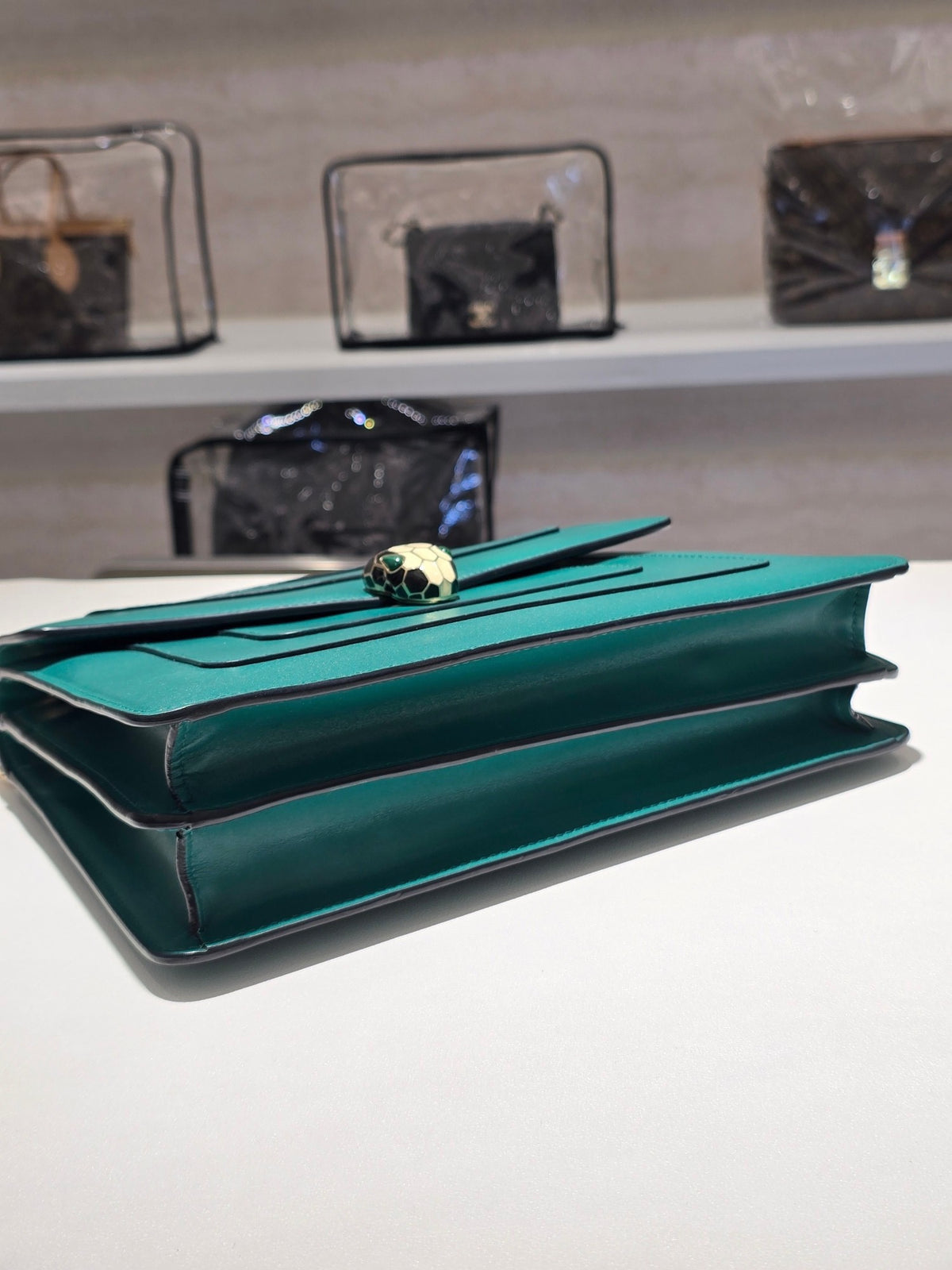 Bulgari - Serpenti Forever Medium - Leather - Green - (Medium)
