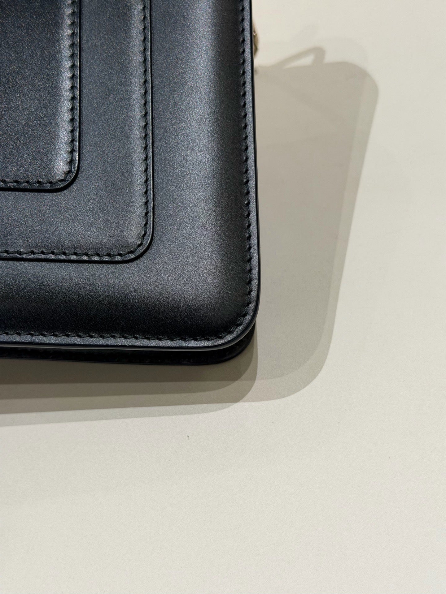 Bulgari - Serpenti Forever WOC - Leather - Black - (mini)
