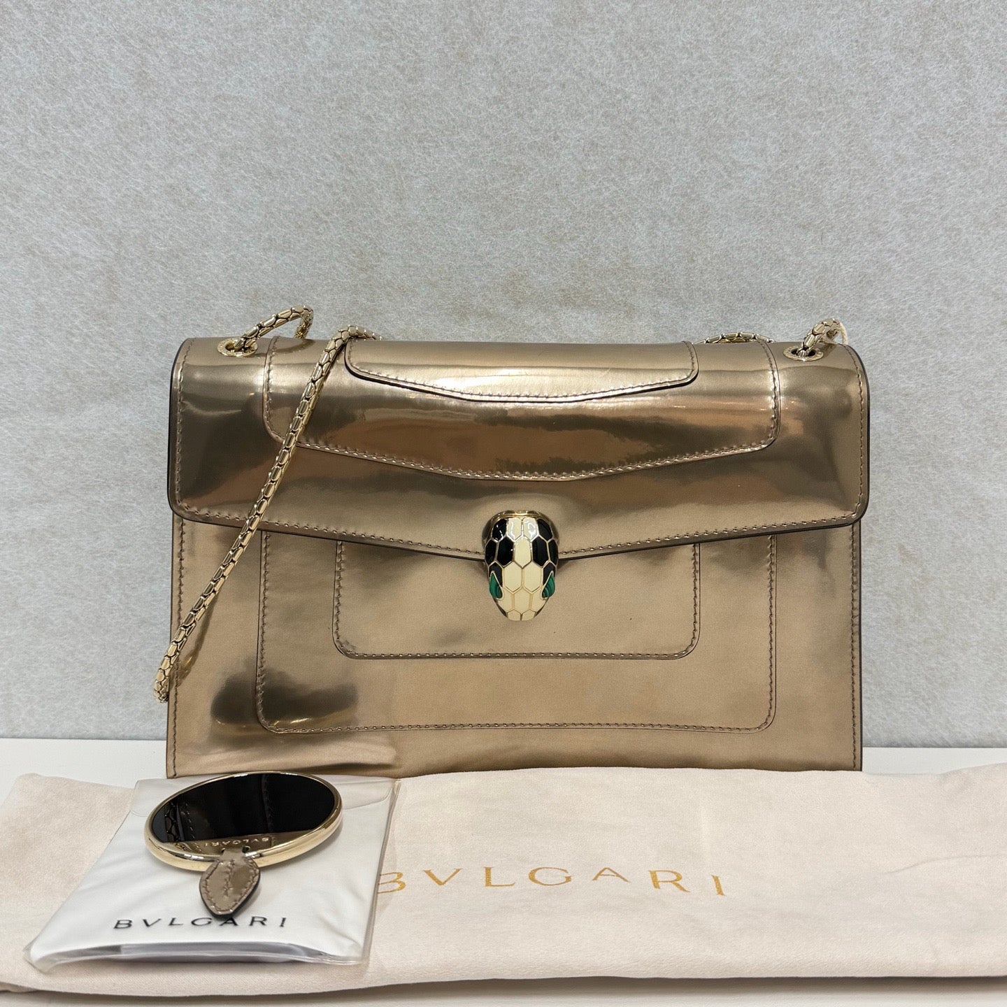 Bulgari - Serpenti - Leather - Gold - (mini)