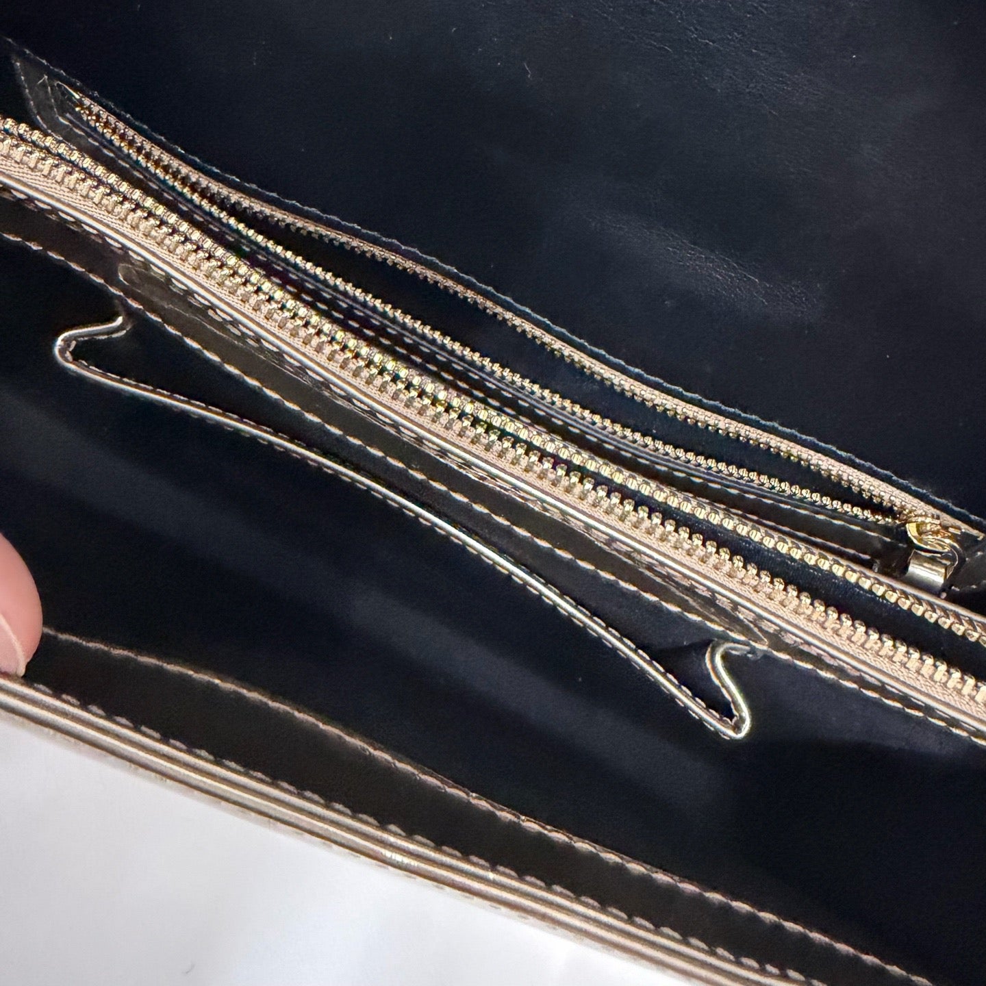 Bulgari - Serpenti - Leather - Gold - (mini)
